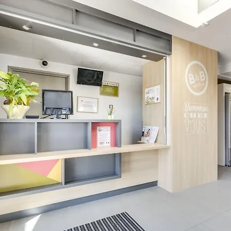 Hotel Brignoles 2*